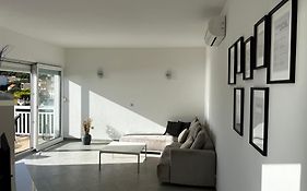 Kavajin Rooms