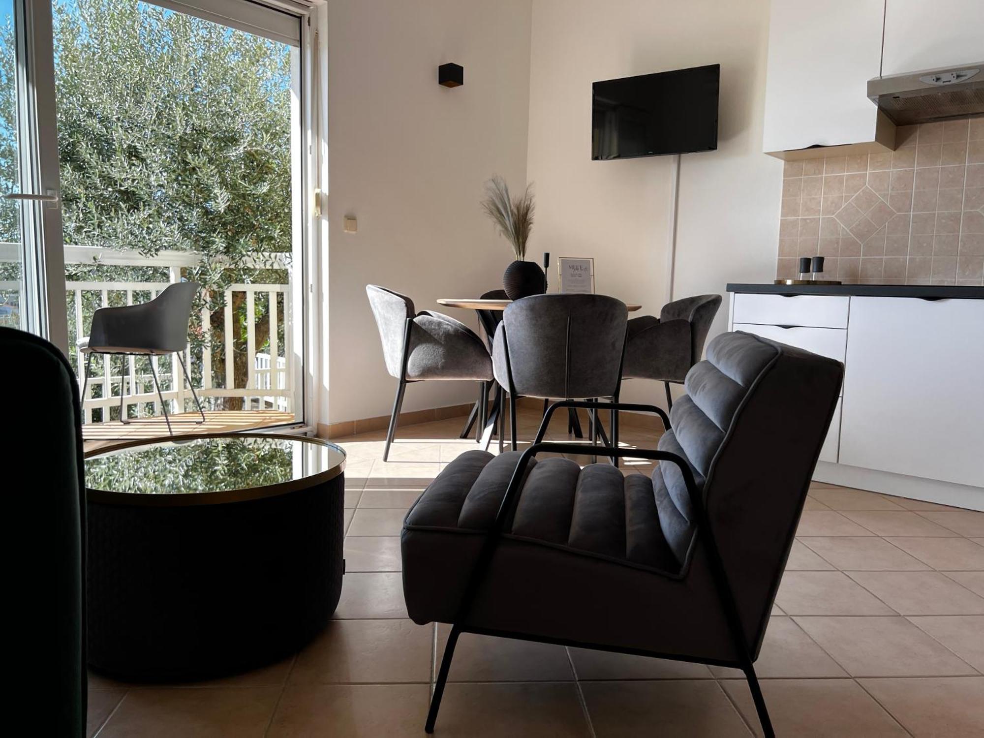 Kavajin Rooms Duće Zimmer foto